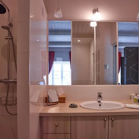 De L'eclusier 3* Saint-Martin-de-Re