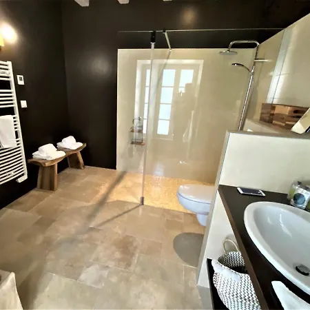 De L'eclusier 3* سان مارتن دو ر