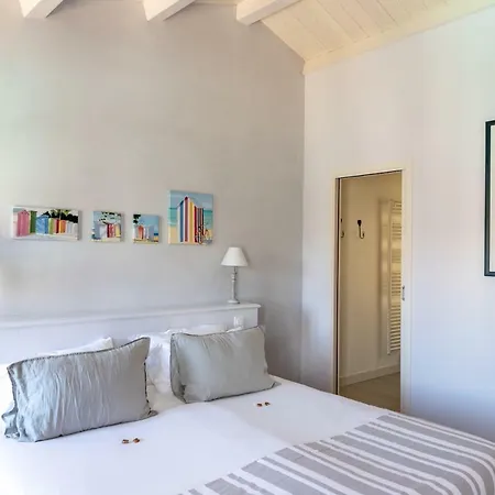 De L'eclusier سان مارتن دو ر