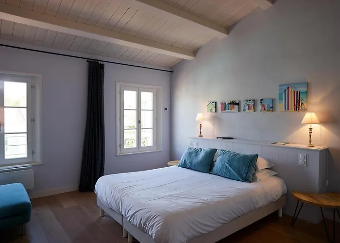 De L'eclusier 3* Saint-Martin-de-Re