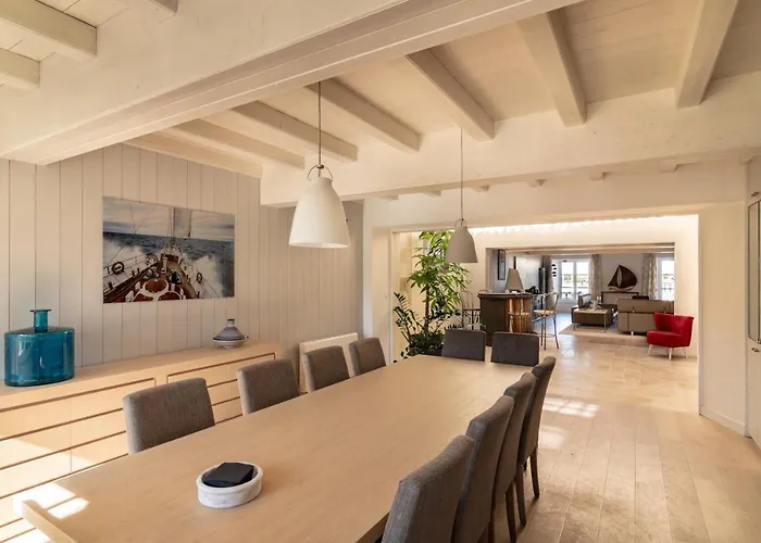 De L'eclusier 3* Saint-Martin-de-Re